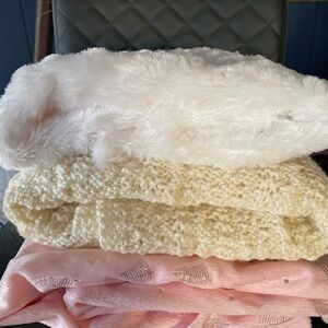 Cozy White, Cream, and Pink Blanket Set